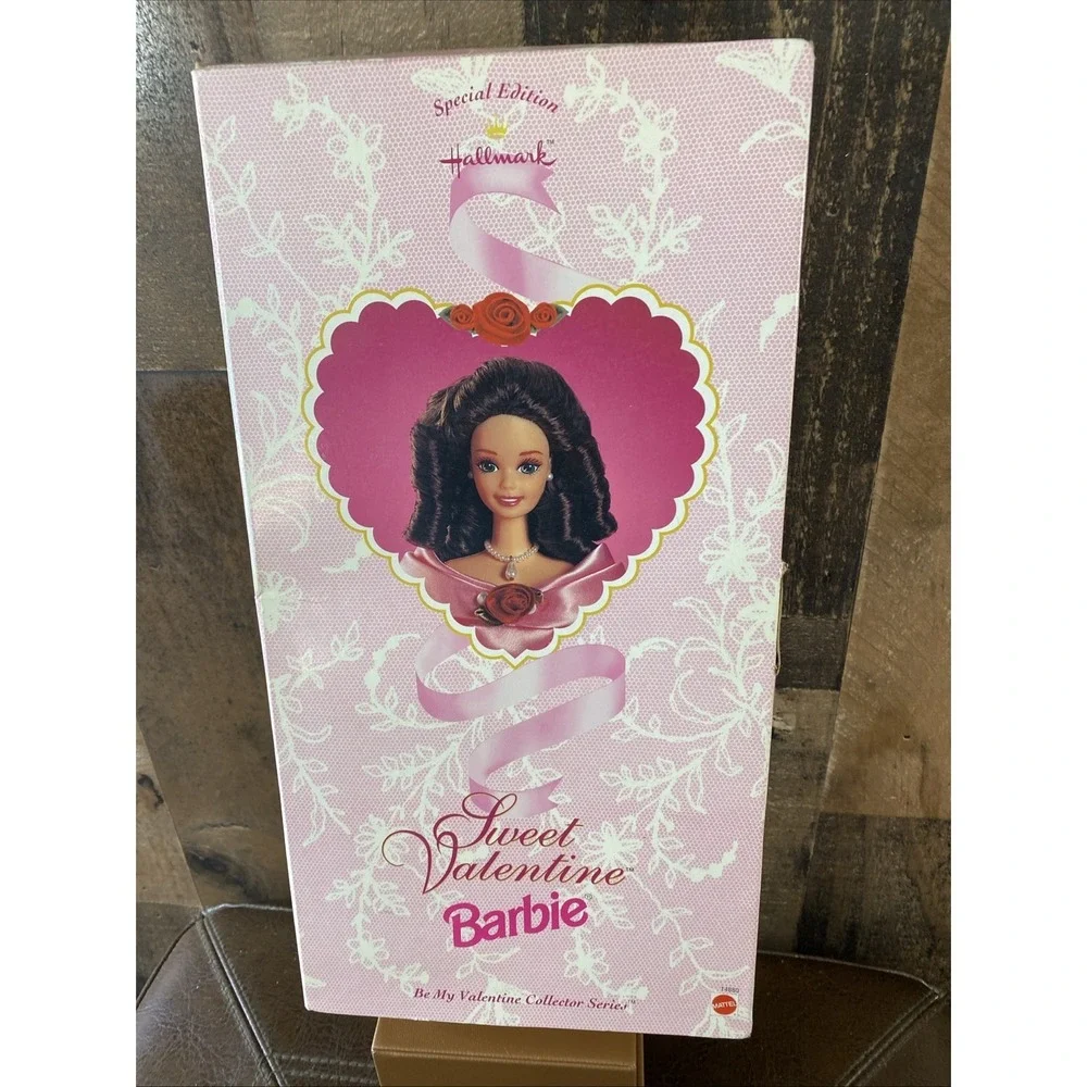 VINTAGE 1995 SWEET VALENTINE BARBIE DOLL HALLMARK 1st SPEC EDITION  NRFB‎ New